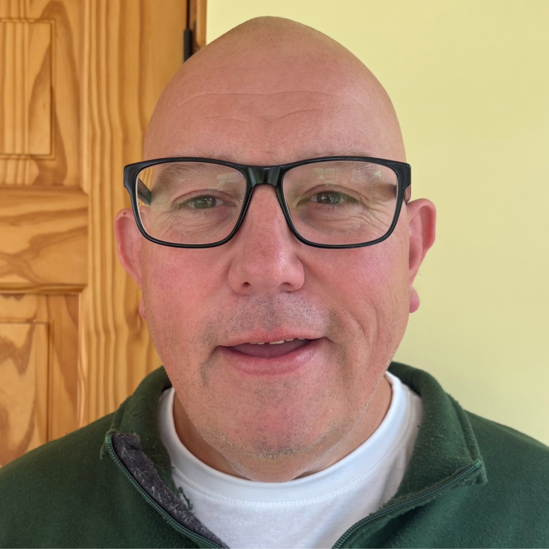 Dr Andy Hogg
