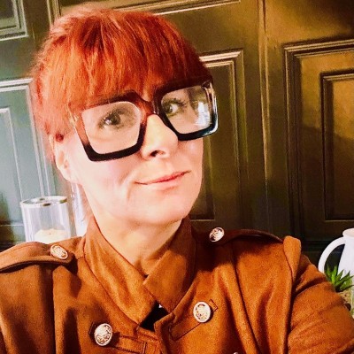 Amanda Robertshaw - She/Her